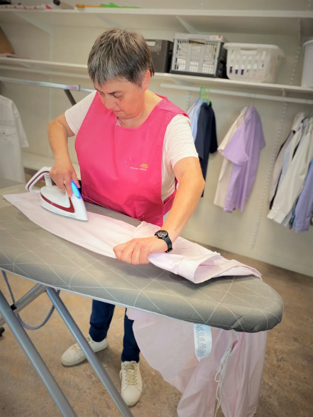 Repassage et pliage du linge, prestation Ménagez-moi à domicile